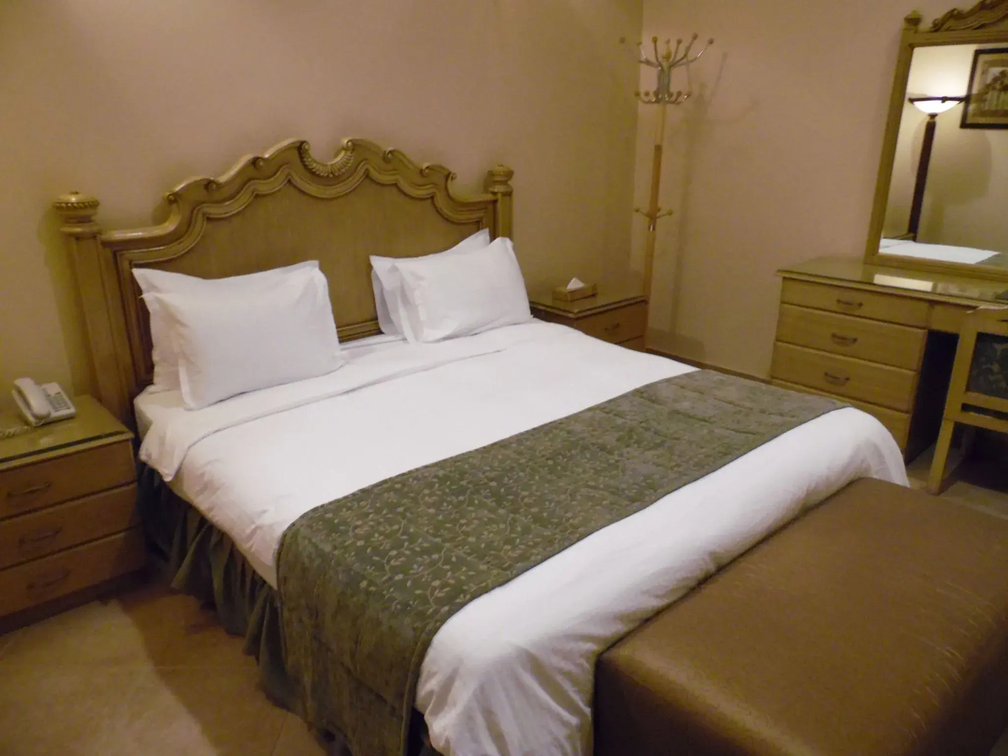 Milan Deluxe Suites Hotel