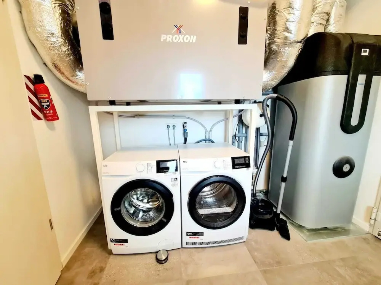 Luxurious 5 bedrooms house