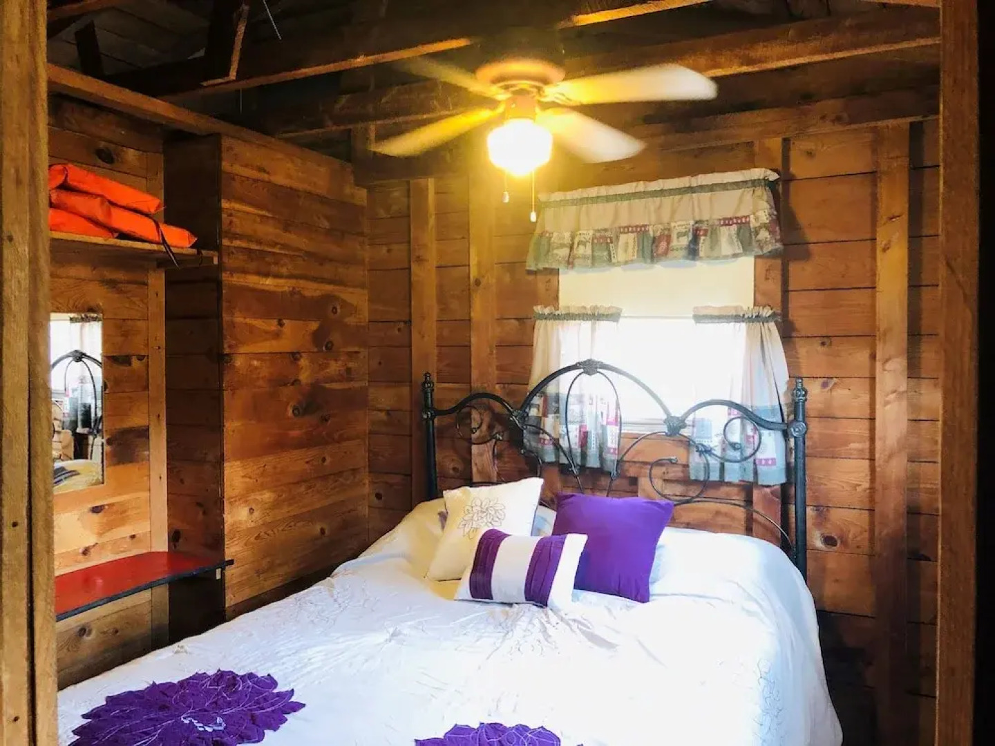 Sweet Valley Cottages