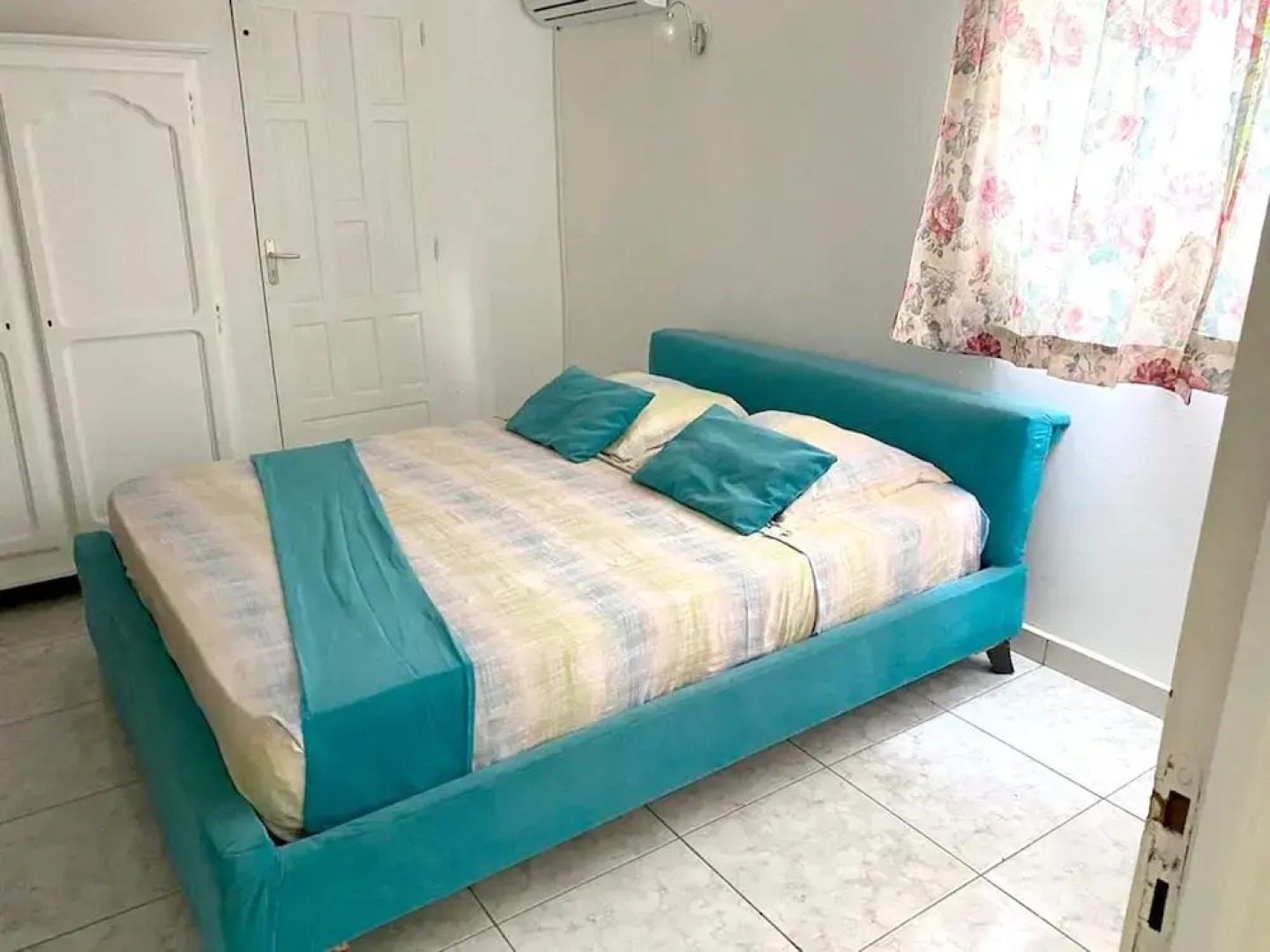 House With 5 Bedrooms in Bas Vent, With Wonderful sea View and Furnish