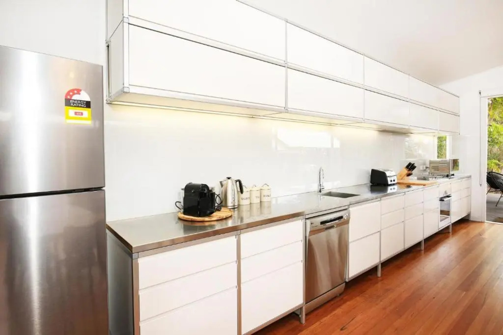 Ayana Beach House - Pet Friendly - Opposite Beach