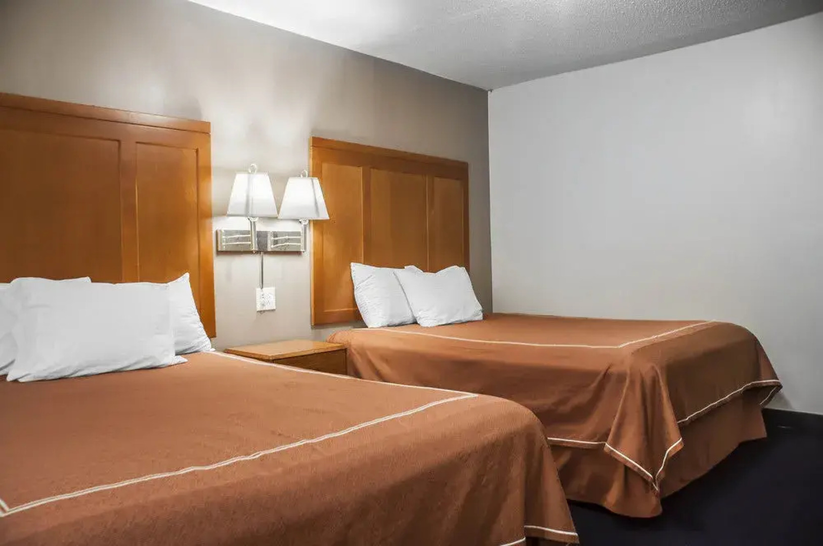 Rodeway Inn & Suites Niagara Falls