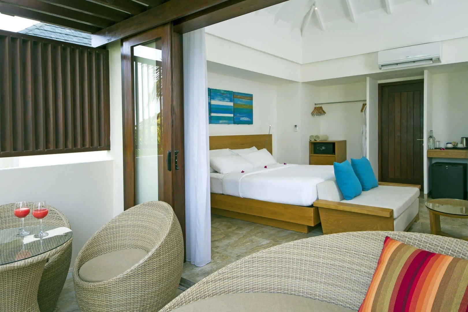 Отель Summer Island Maldives