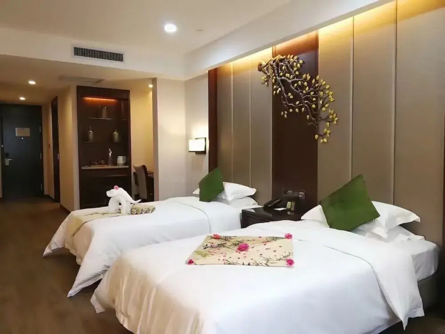 Yuan Se Ya Ju Hotel