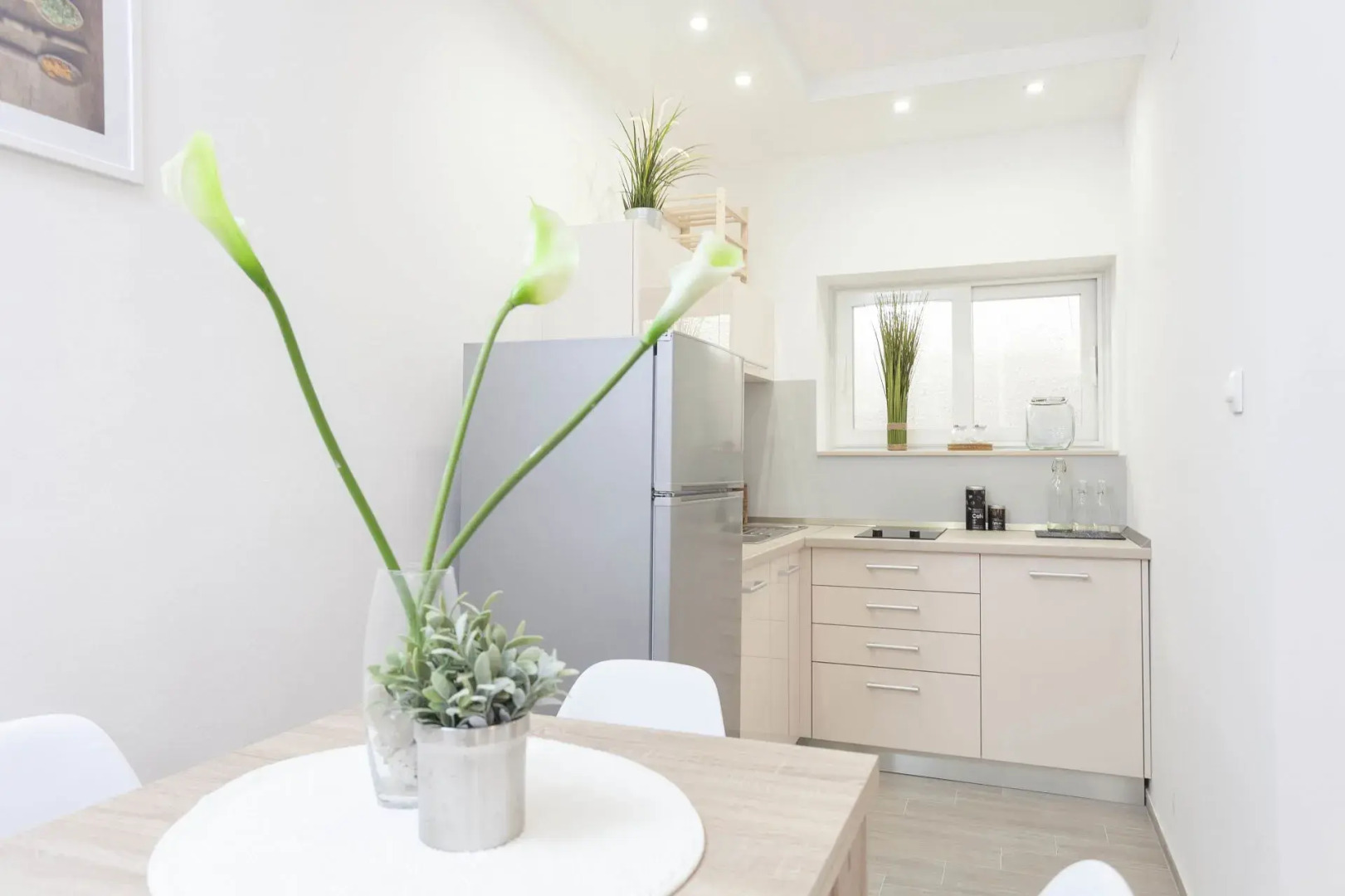 Apartment Maja - 50 m from beach : A2 Makarska, Riviera Makarska