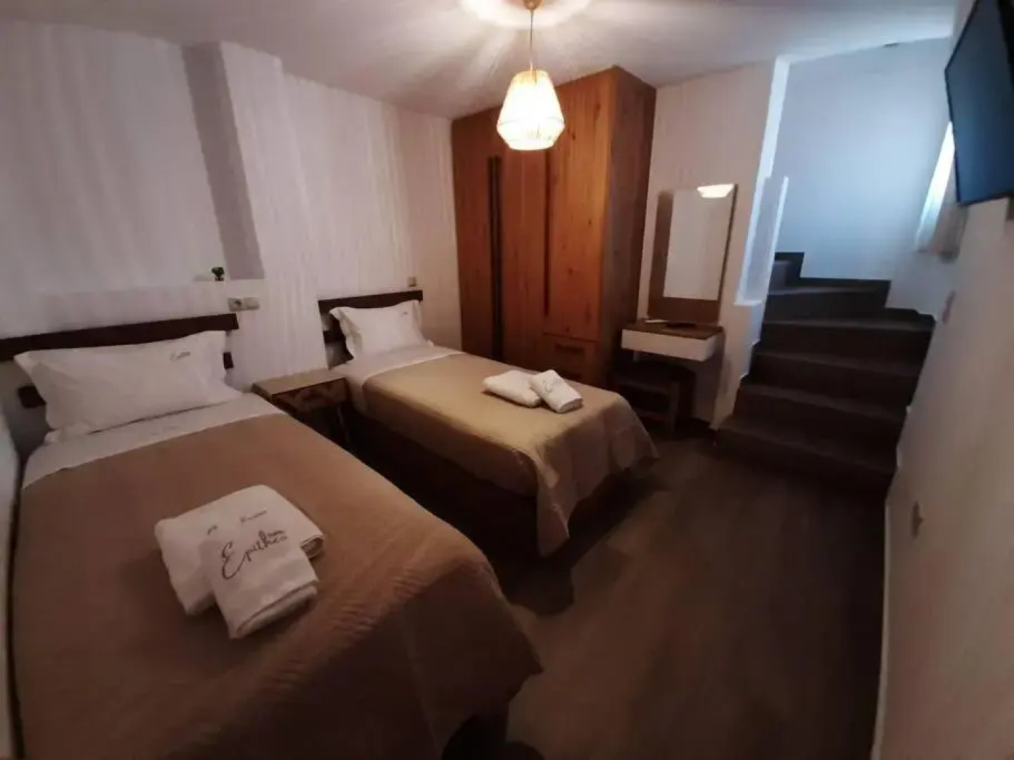 Epithea Suites Kythnos 4 Με Ιδιωτικη Πισινα