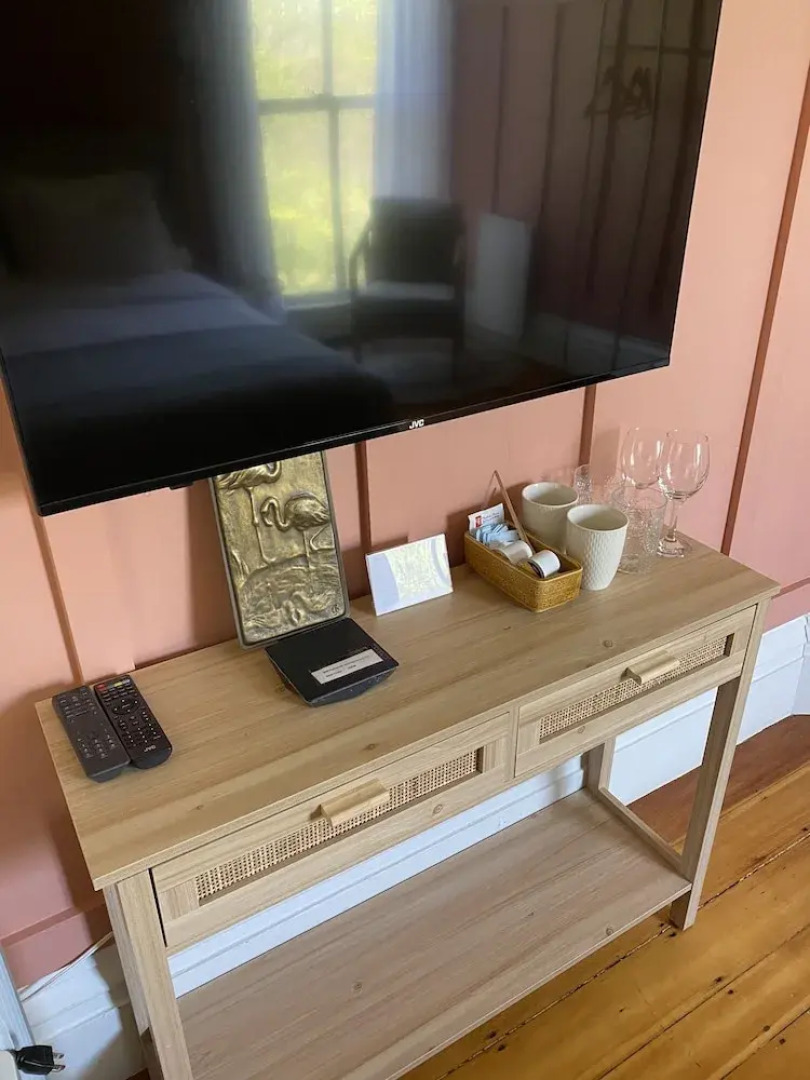 The Montague Rose Inn