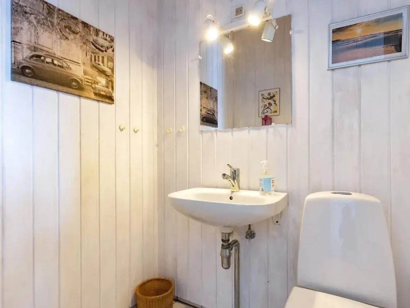 8 Person Holiday Home in Saltum