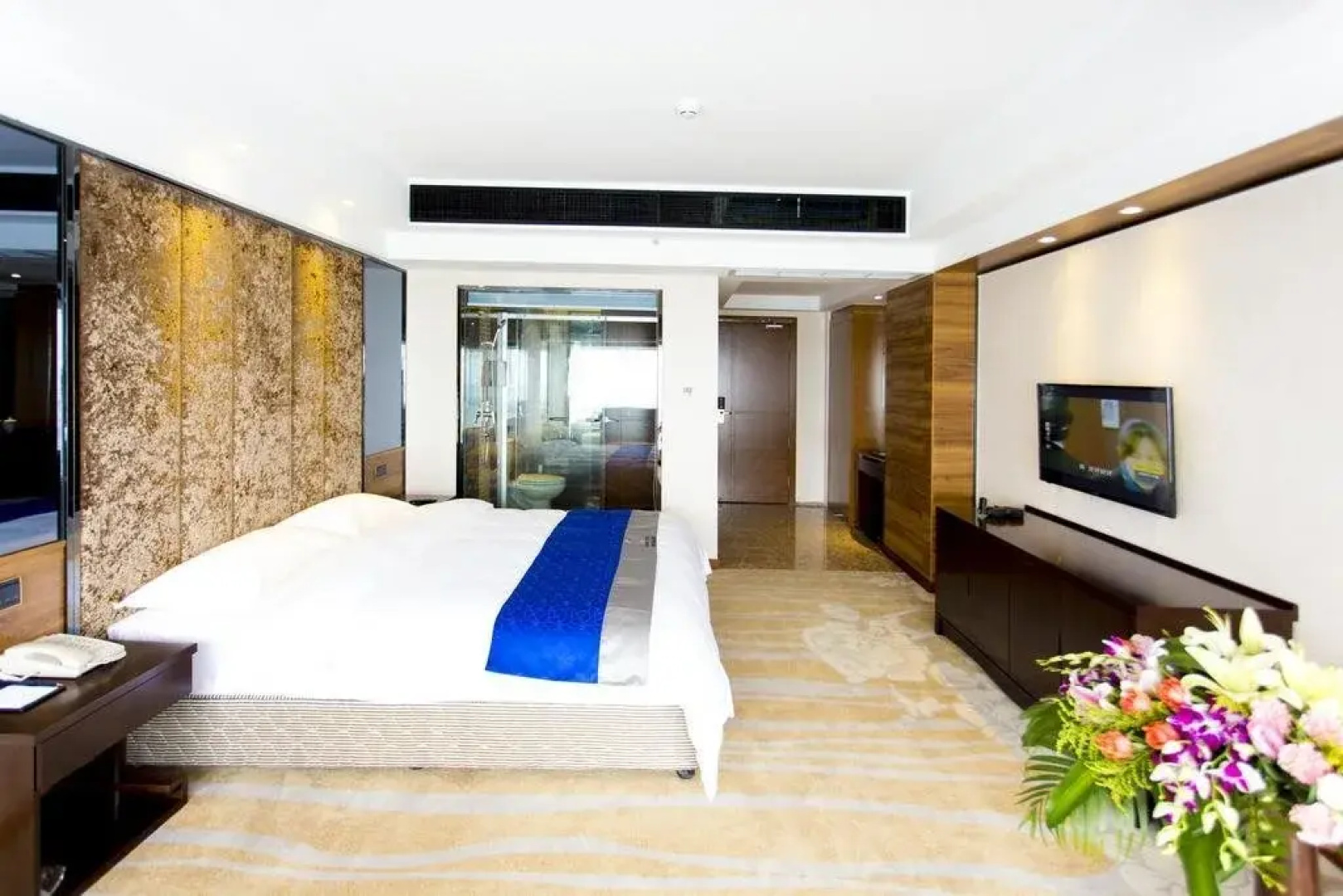 Emei Kai Bin Zhouji Hotel
