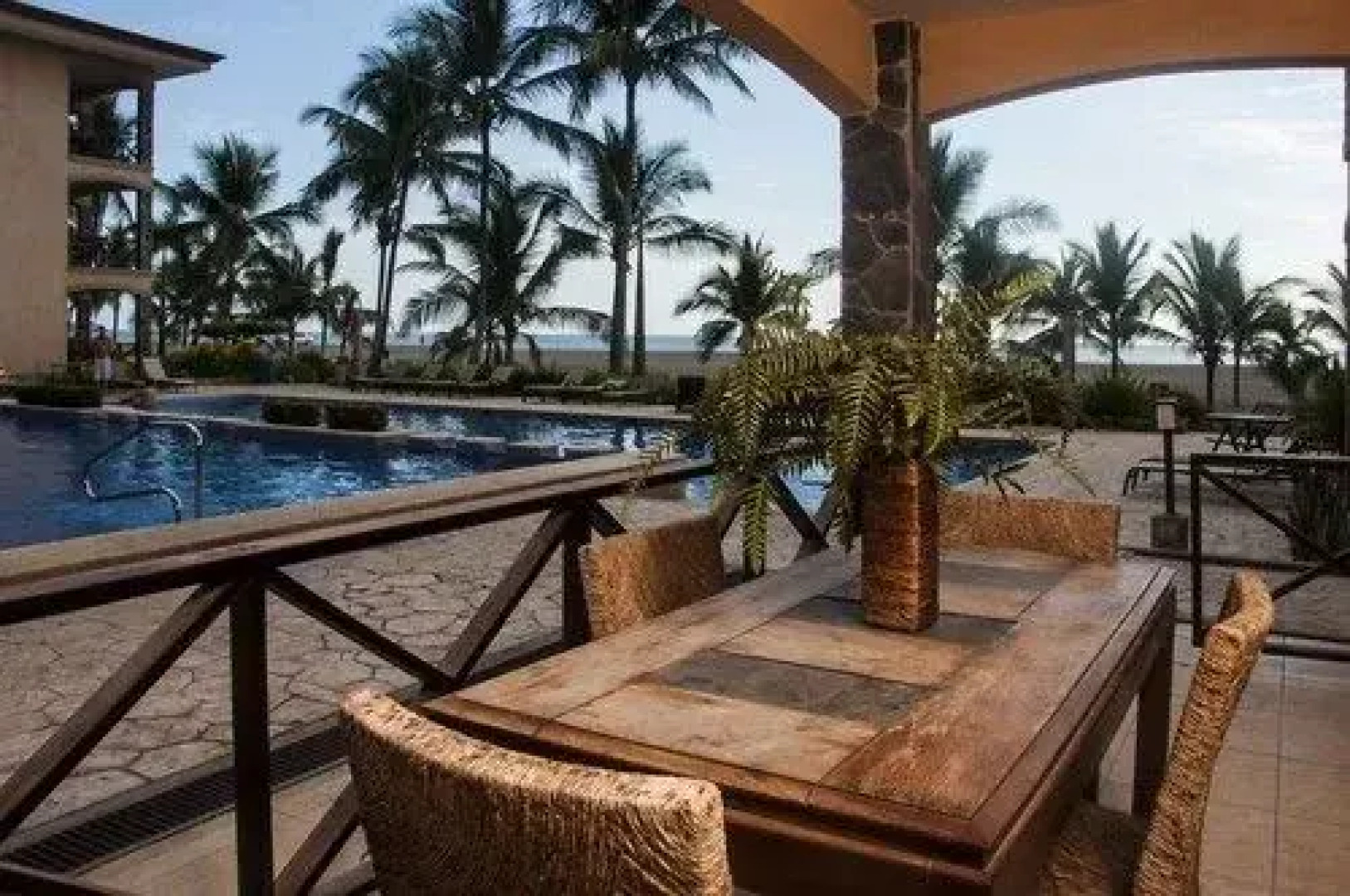 5th Flr Ocean View Penthouse with 2 Level Balcony