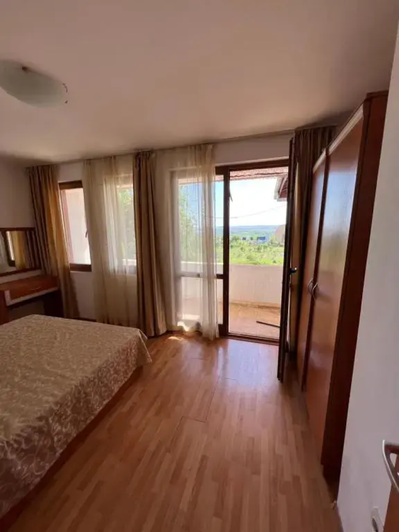 Сдам 2х комнатную квартиру в Кошарице