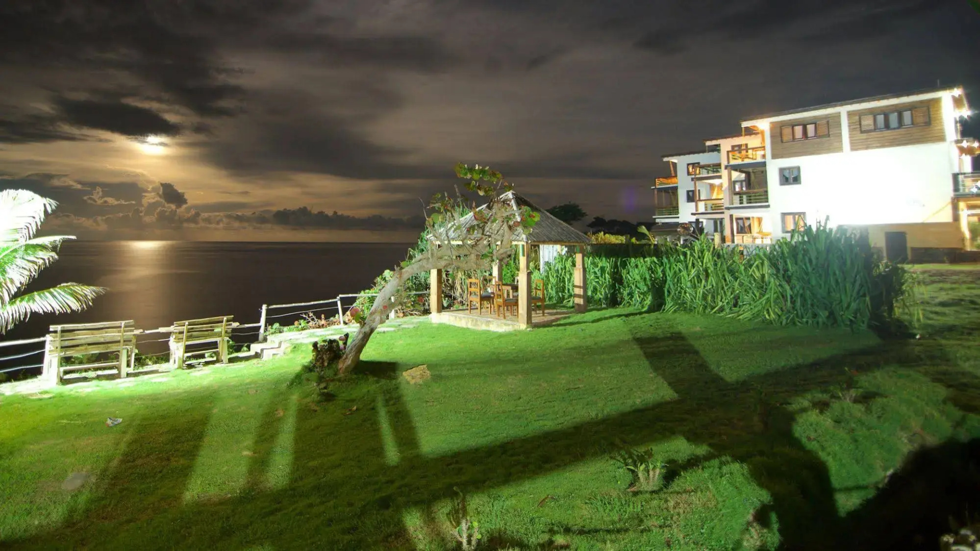 Sea Cliff Resort