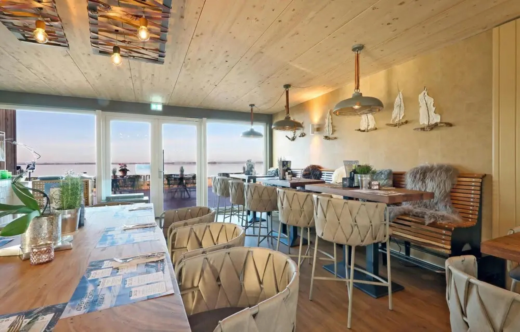 Nice Home in Lembruch/dümmer See With 2 Bedrooms, Wifi and Indoor Swimming Pool