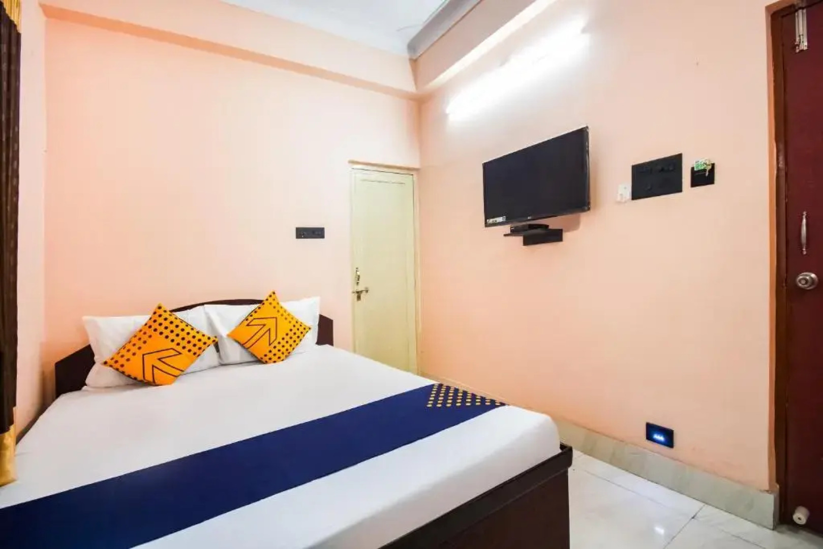 SPOT ON 63610 The Amber