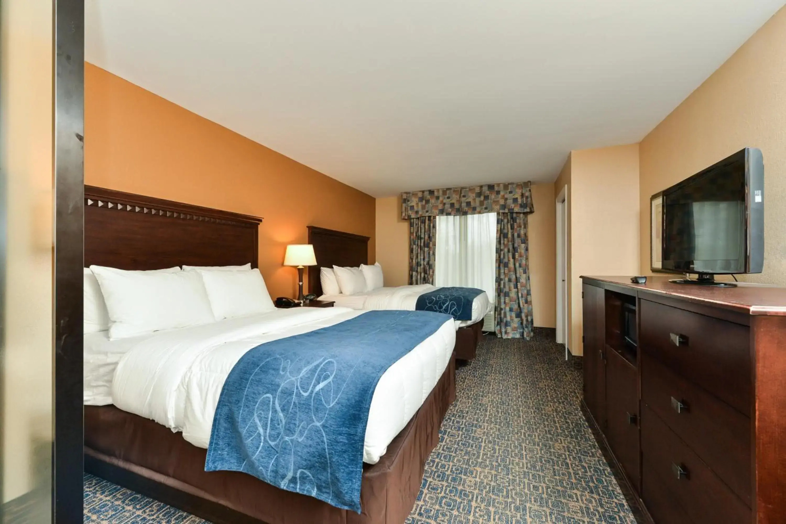 Comfort Suites near MCAS Beaufort