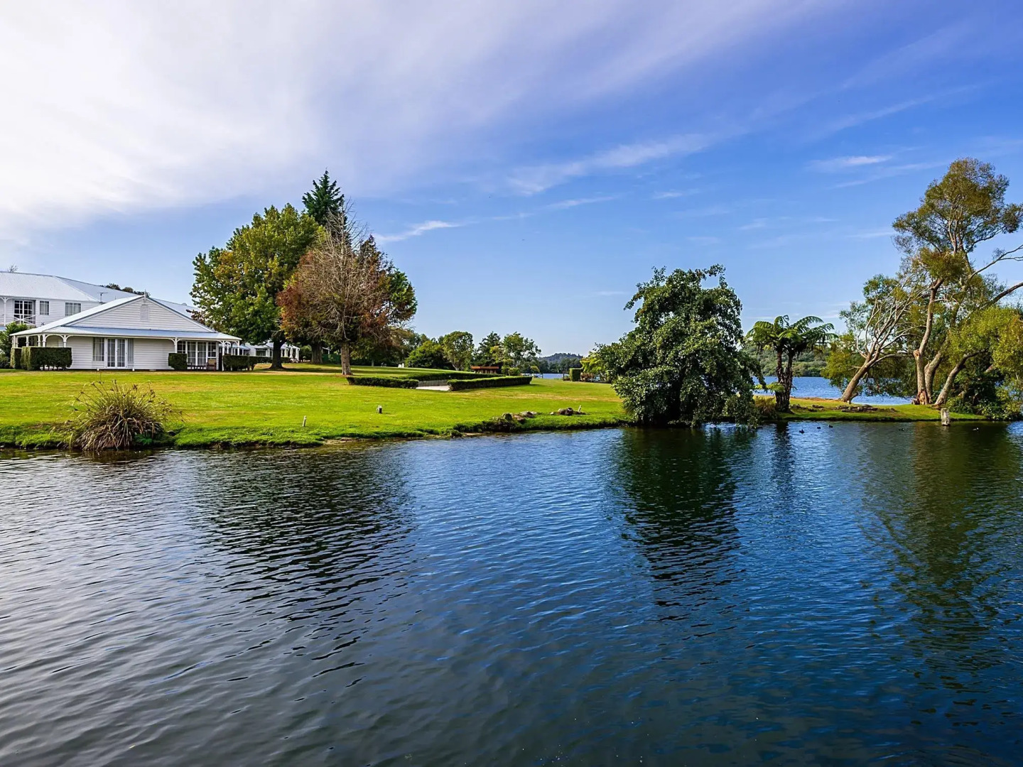 VR Rotorua Lake Resort
