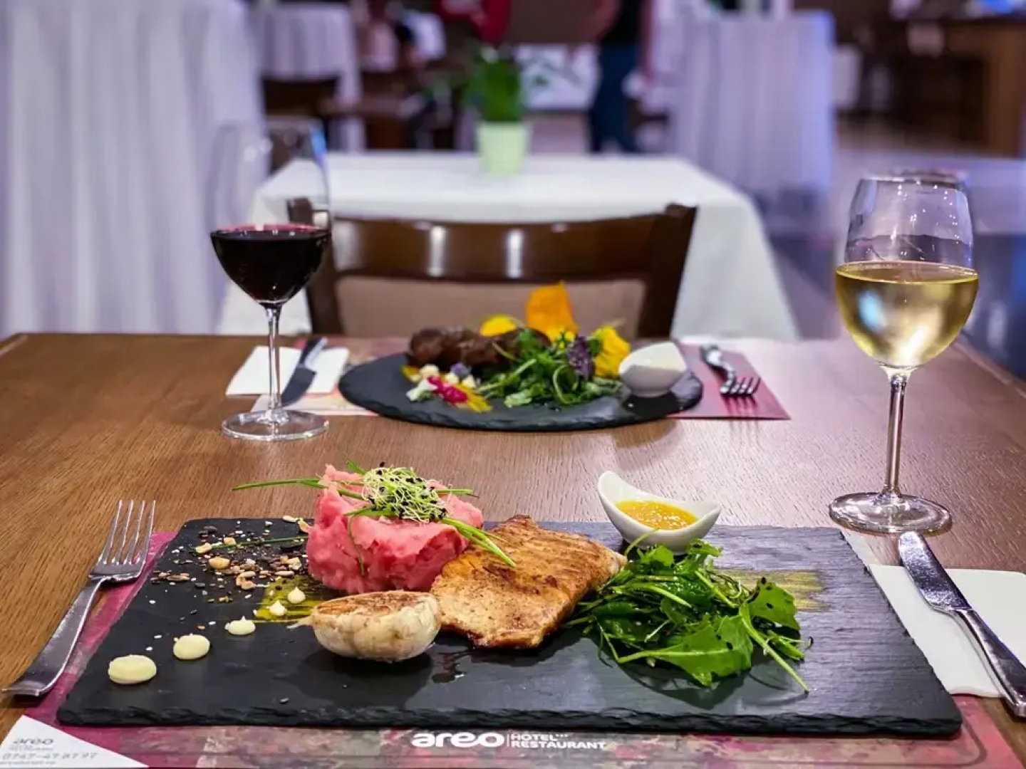Areo Hotel & Restaurant
