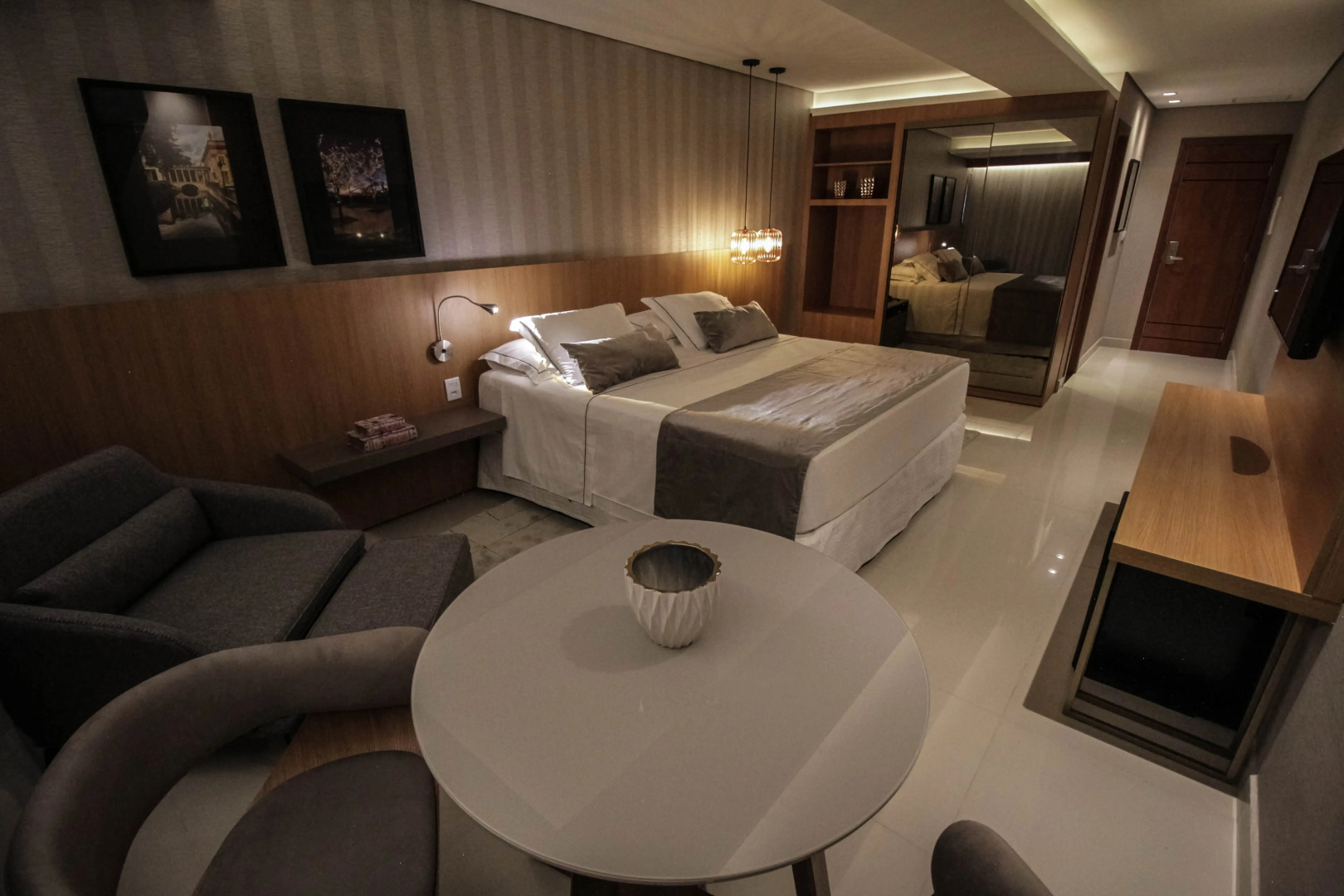 Oscar Hotel Executive