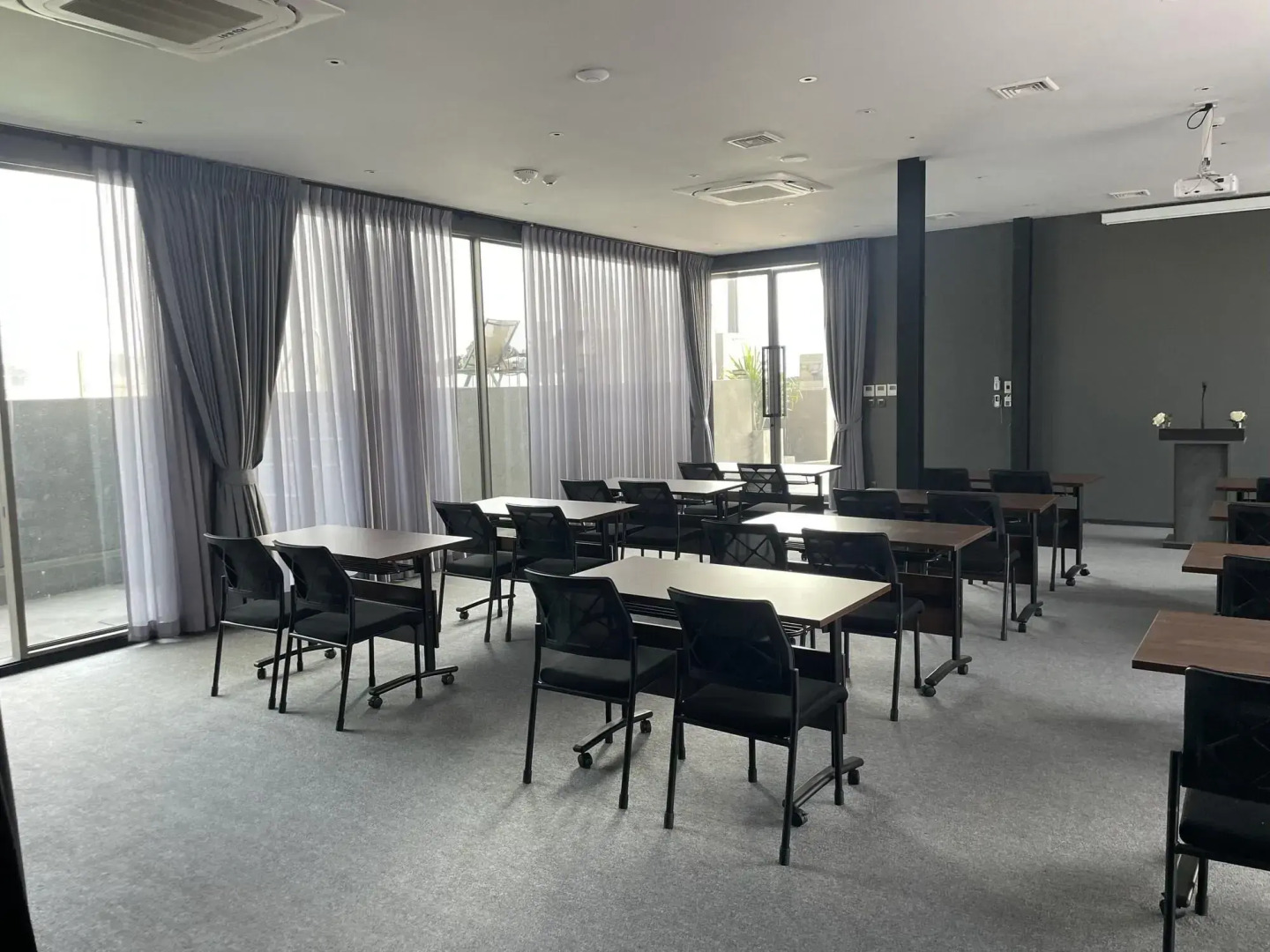 Seekers Finders Rama IV Hotel, SureStay Collection by BW