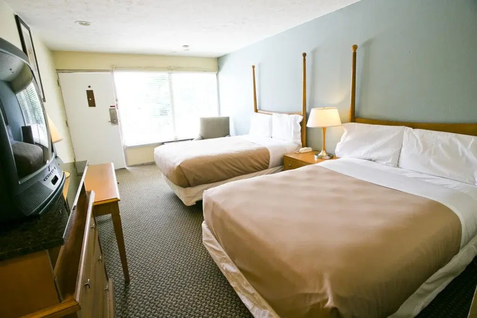 Star City Inn and Suites