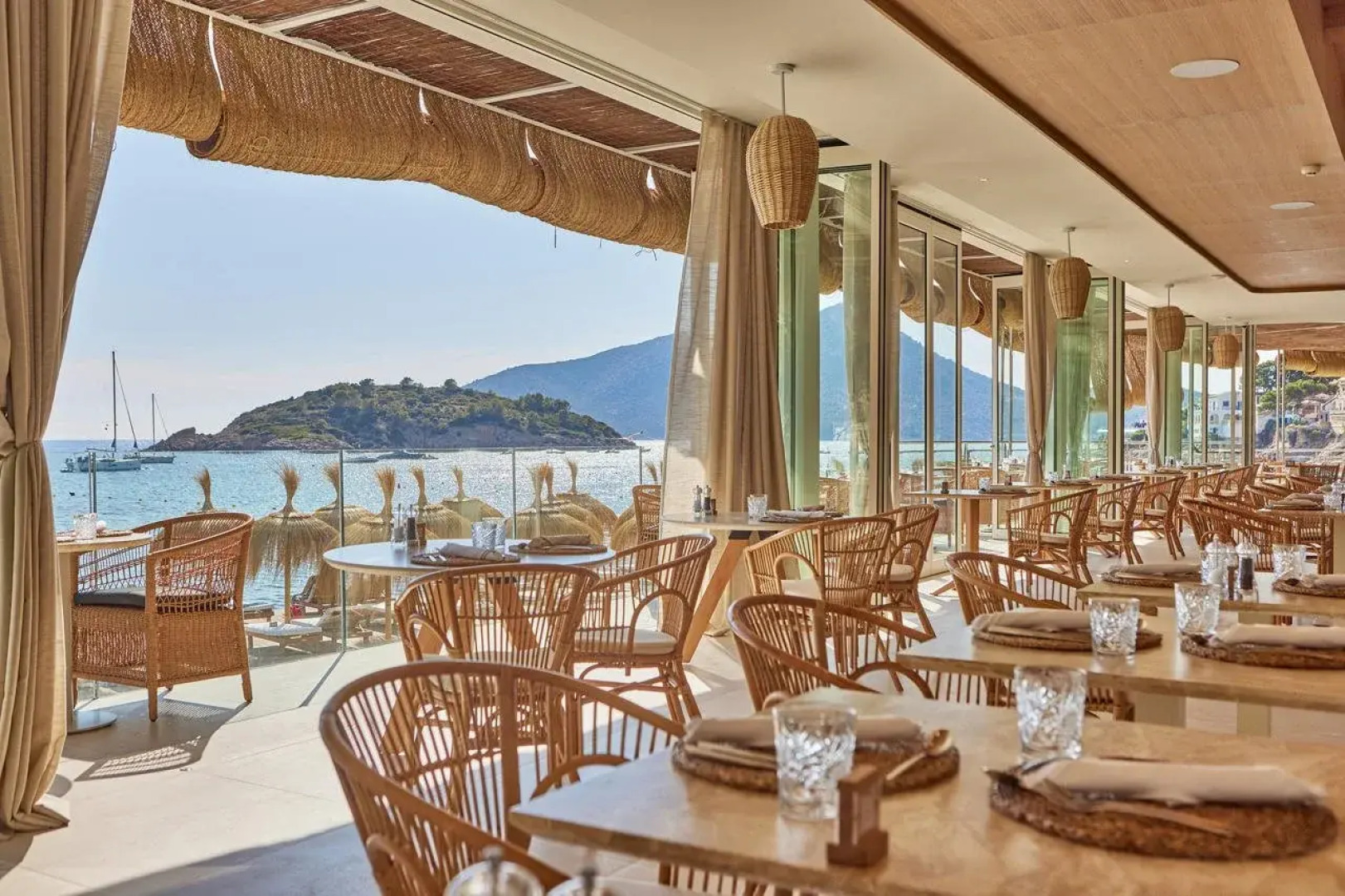 Universal Hotel Aquamarin