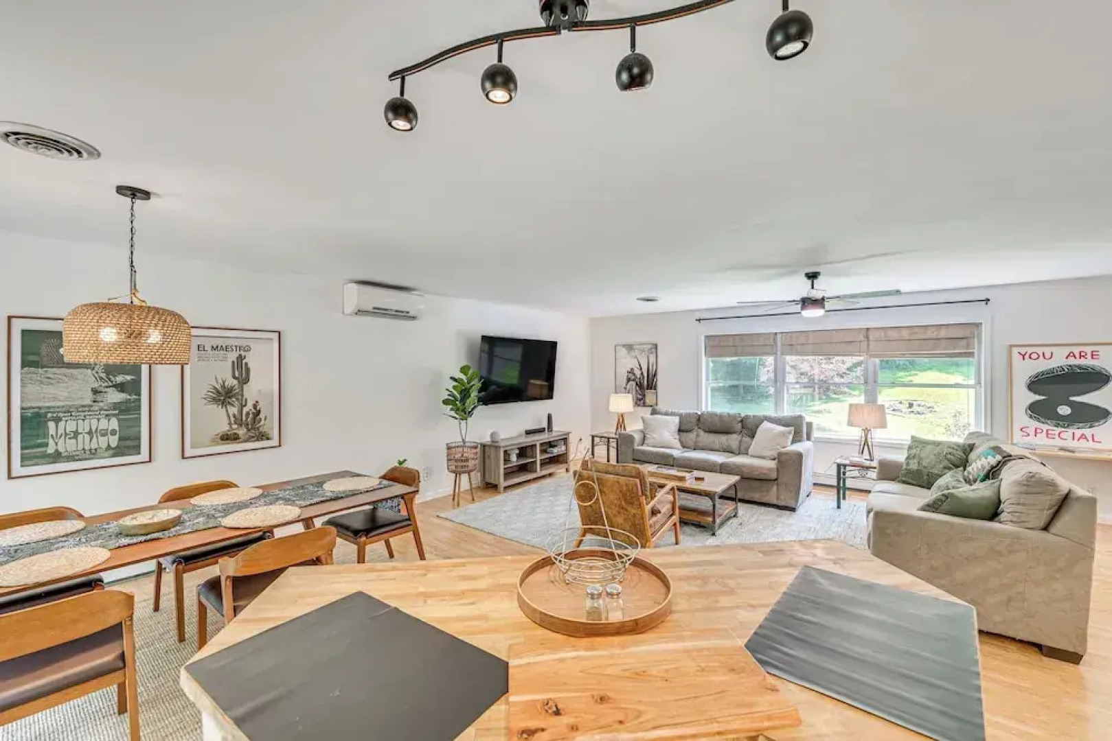 Family-friendly Saugerties Home w/ Hot Tub & Games