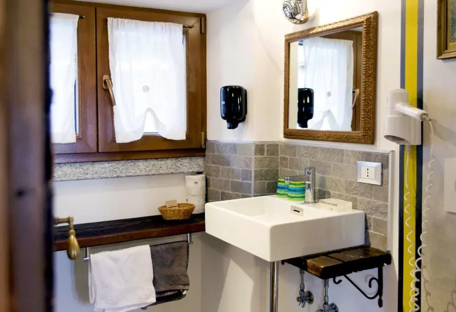 Bed & Breakfast Borgo Di Creggio