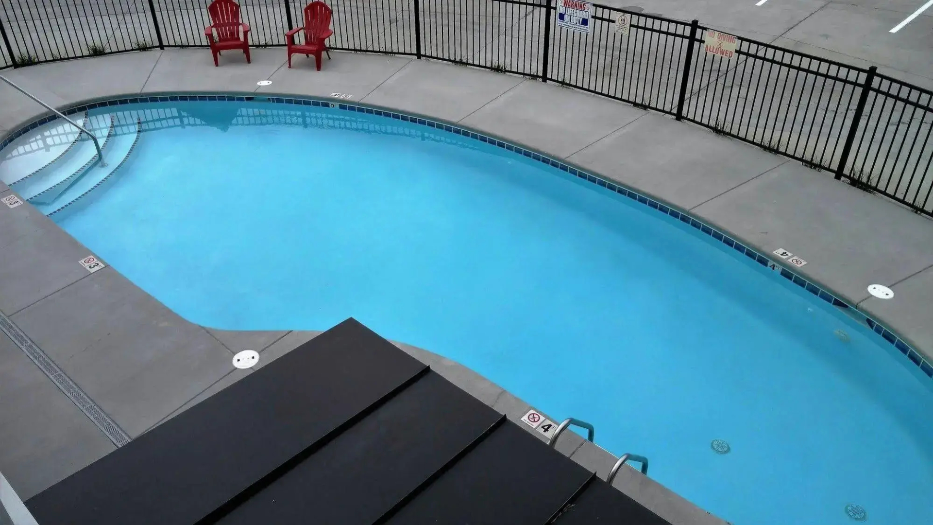Topsail Shores Inn