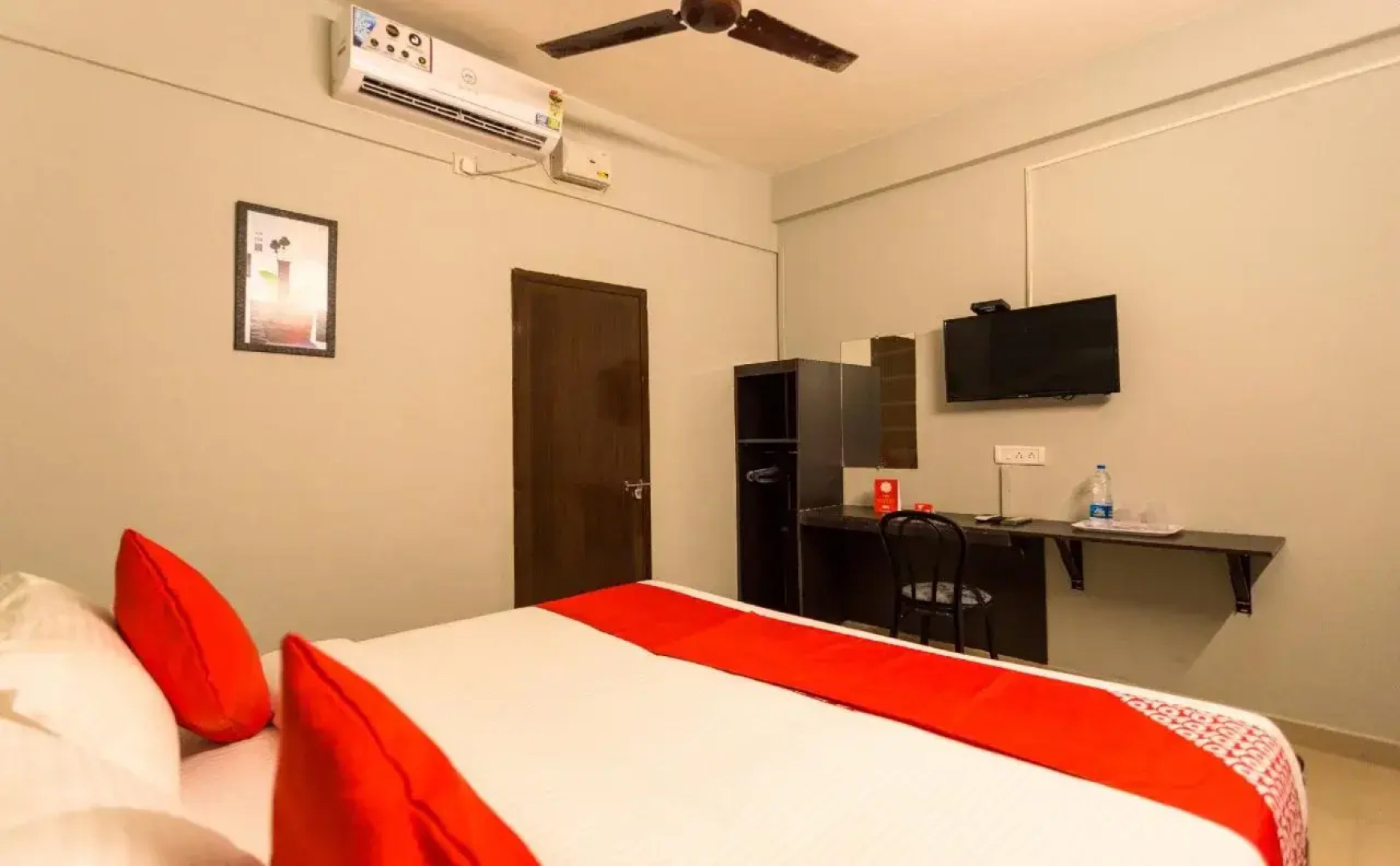 Cochin Airport Hotel By OYO Rooms