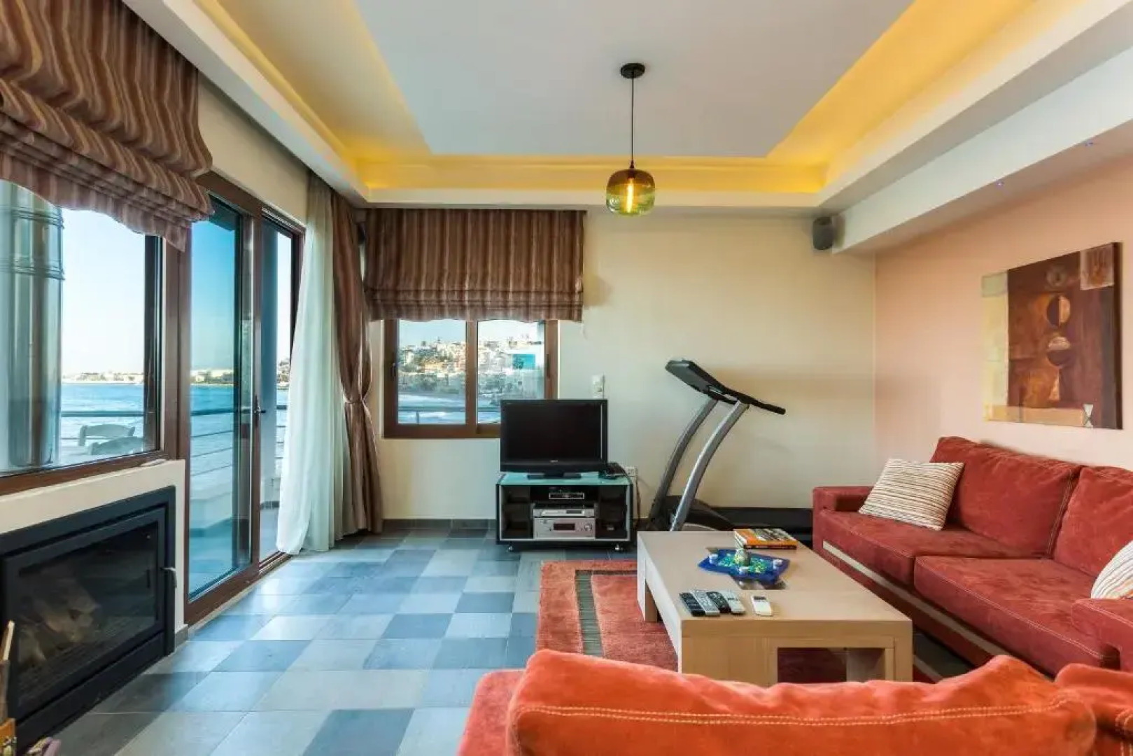 Cavo Seaside Suites