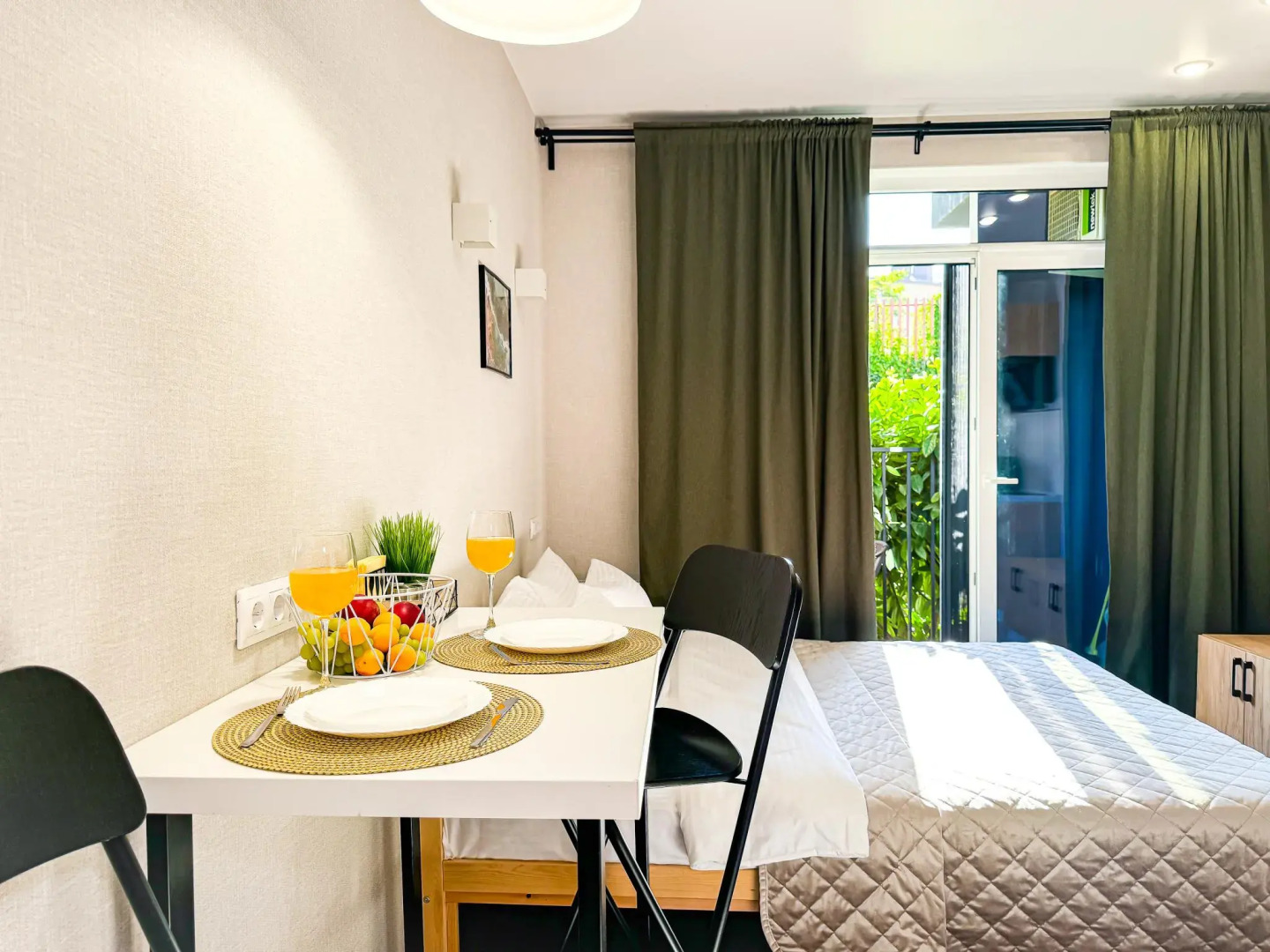 Апартаменты Монако 24 на переулке Александрийский