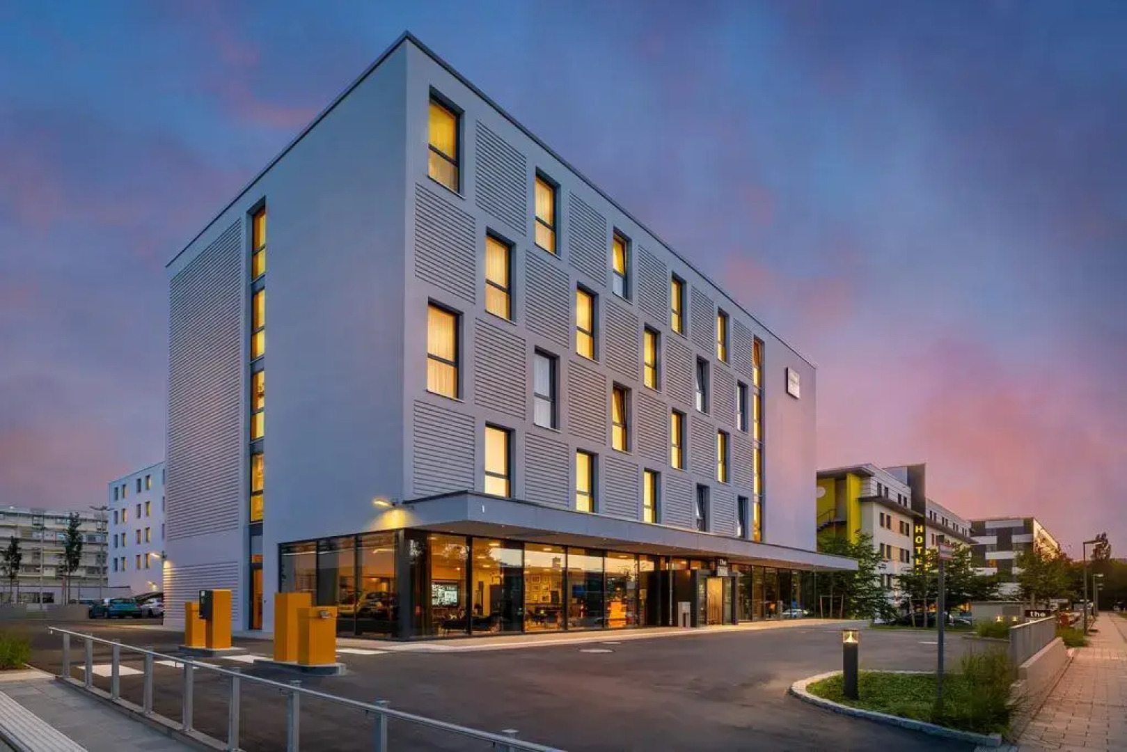 Holiday Inn - the niu, Fury Aschheim Messe by IHG