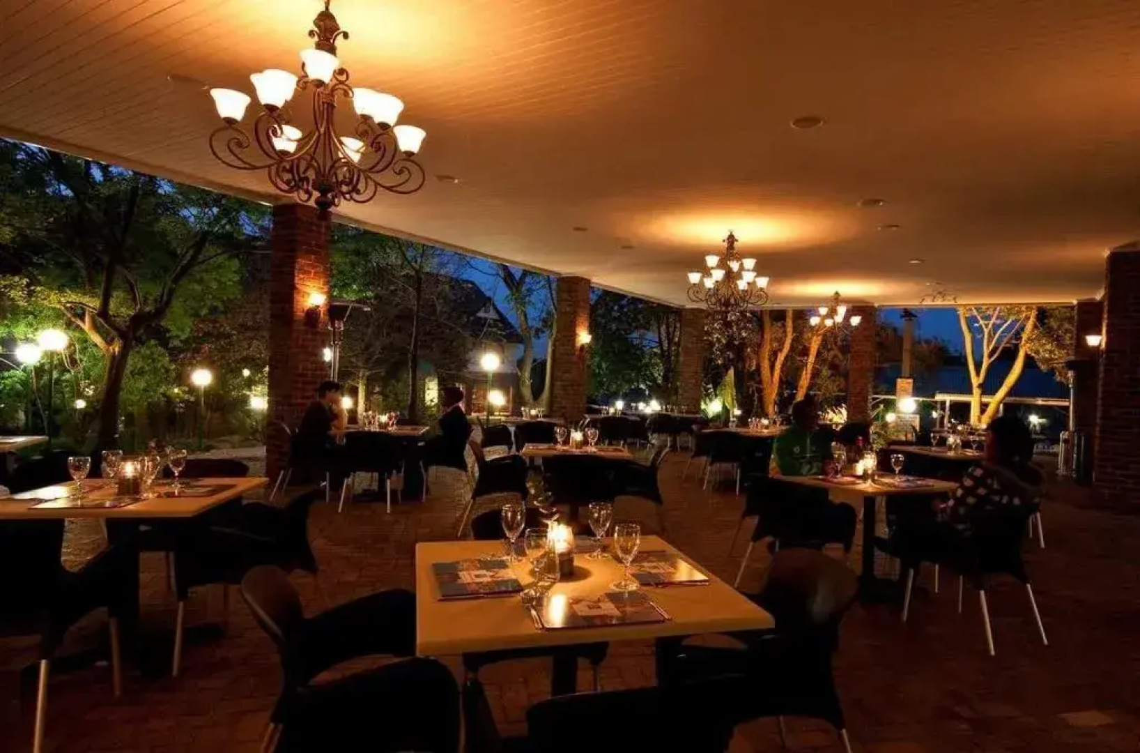 Fabz Estate Hotel And Restaurant