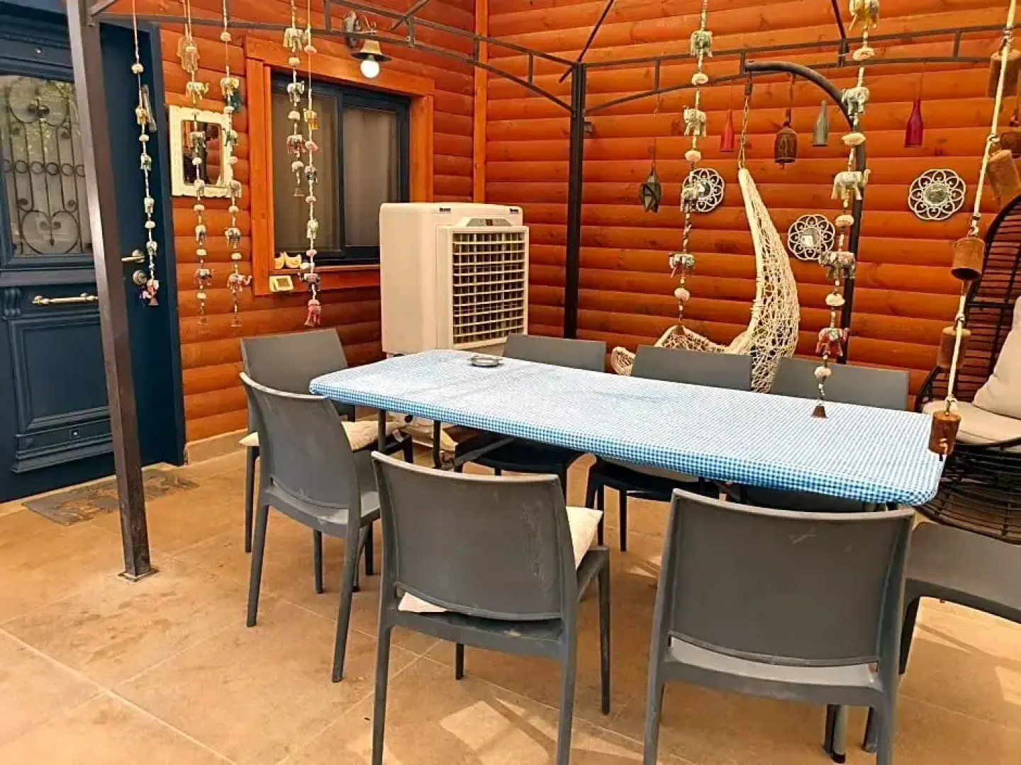 Zimmer Belev HaKikar- Dead sea