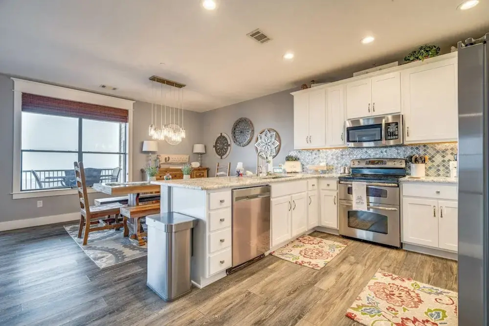 Jonestown Condo on Lake Travis w/ 2 Balconies!