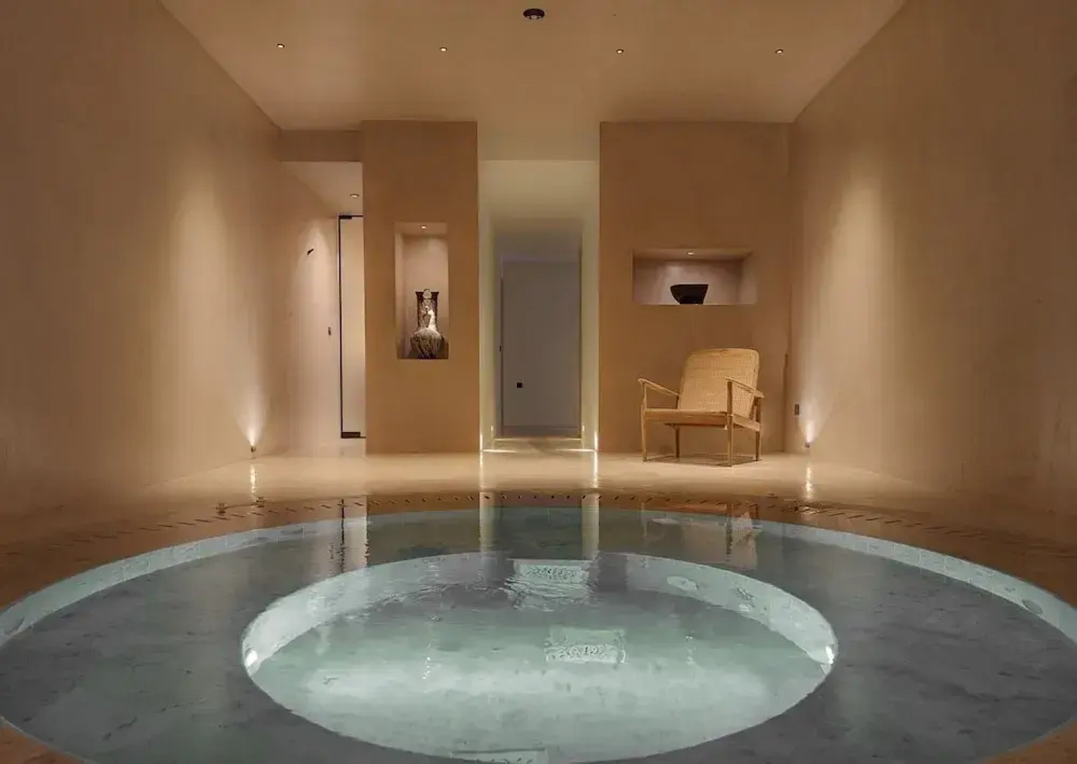 Idyllic Luxurious Villa With Private Infinity Pool Wheel Chair Friendly and Amazing sea Views