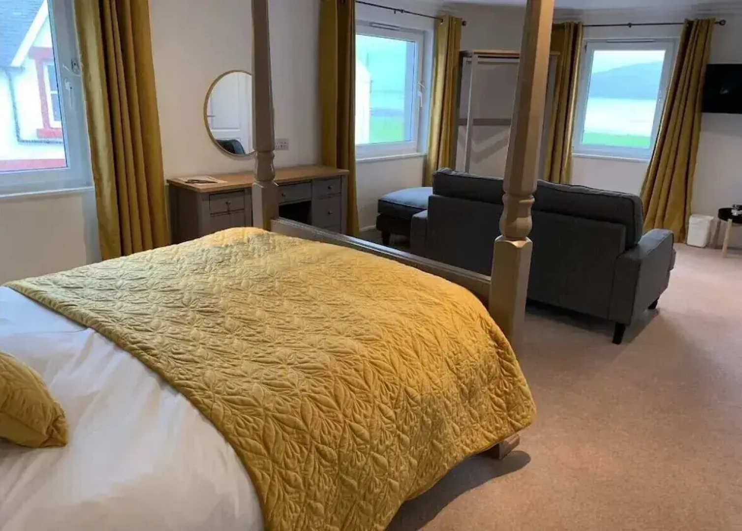 Lamlash Bay Hotel