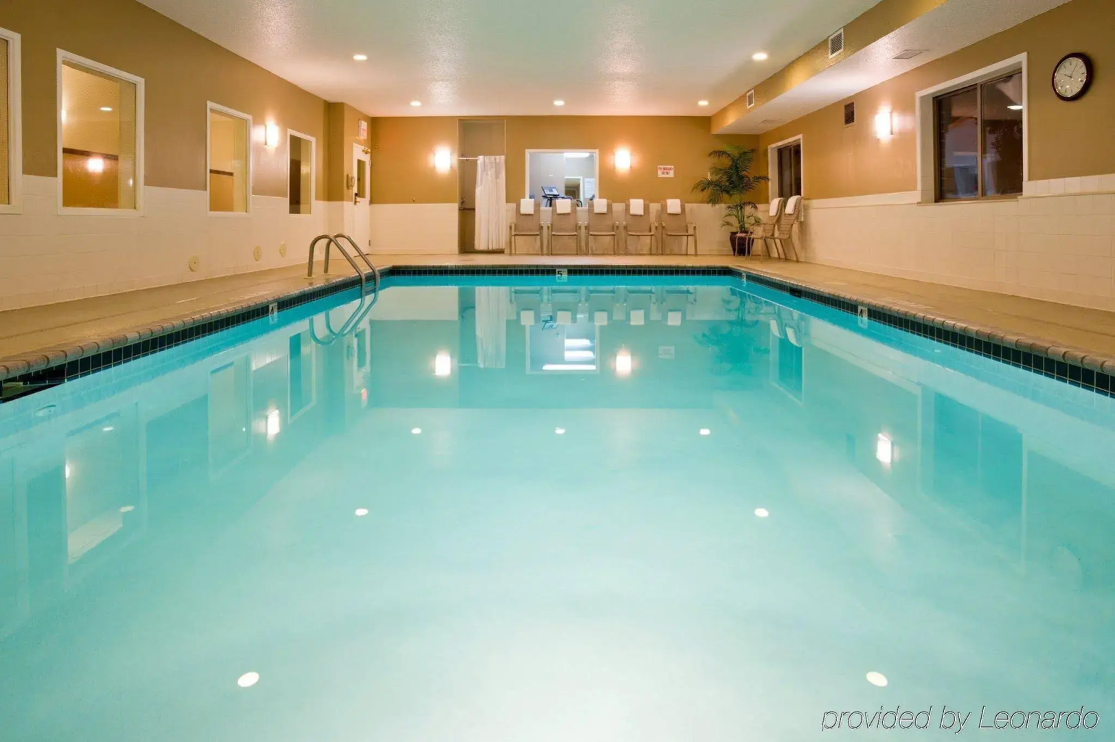 Holiday Inn Express Hotel & Suites St. Paul-Woodbury by IHG