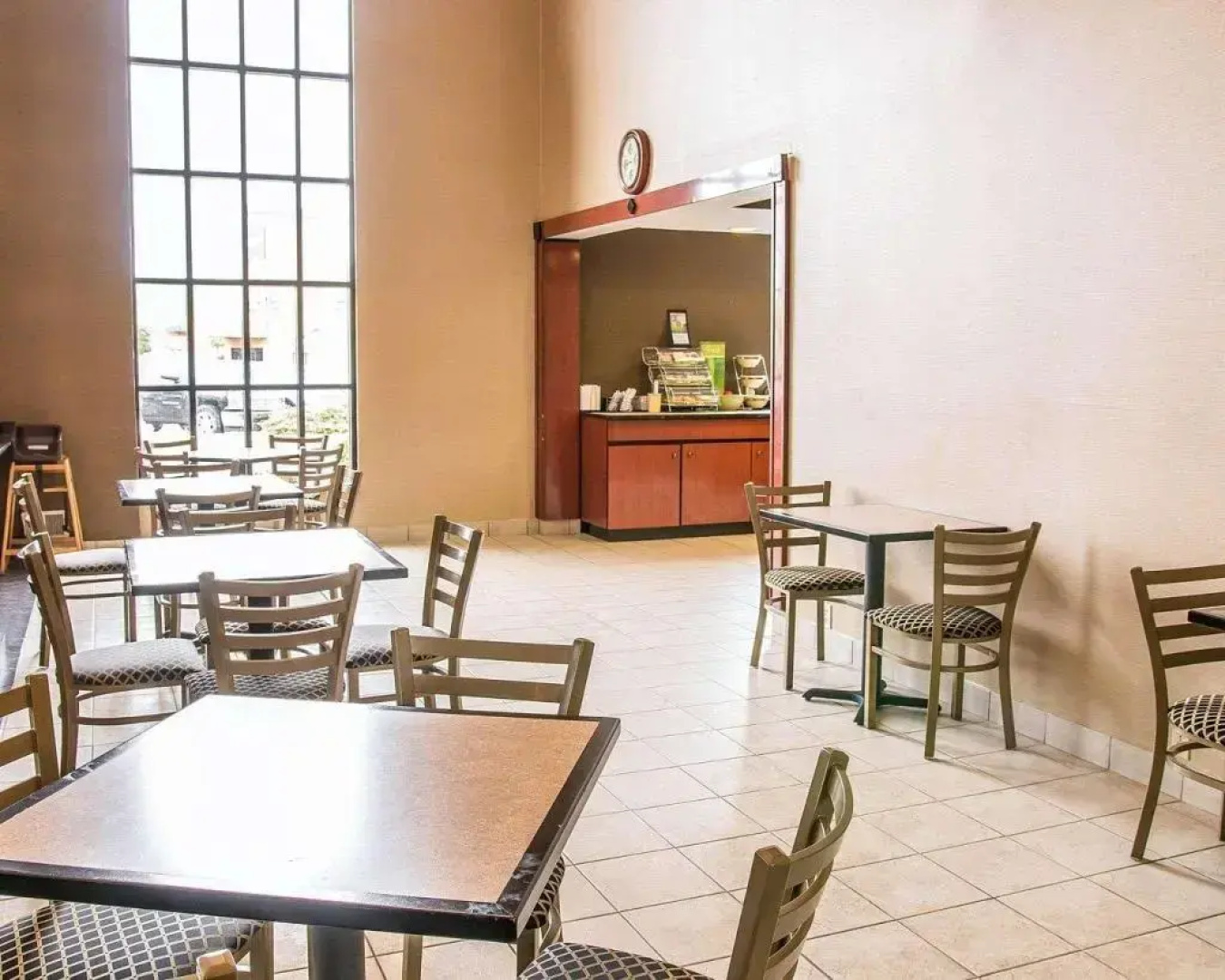 Quality Inn and Suites Airport