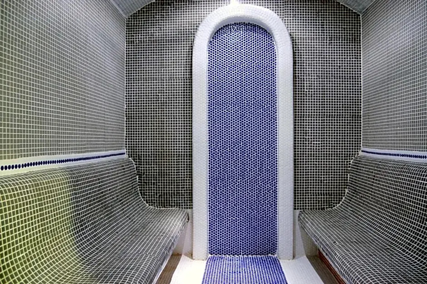 Royal View Hotel And Spa