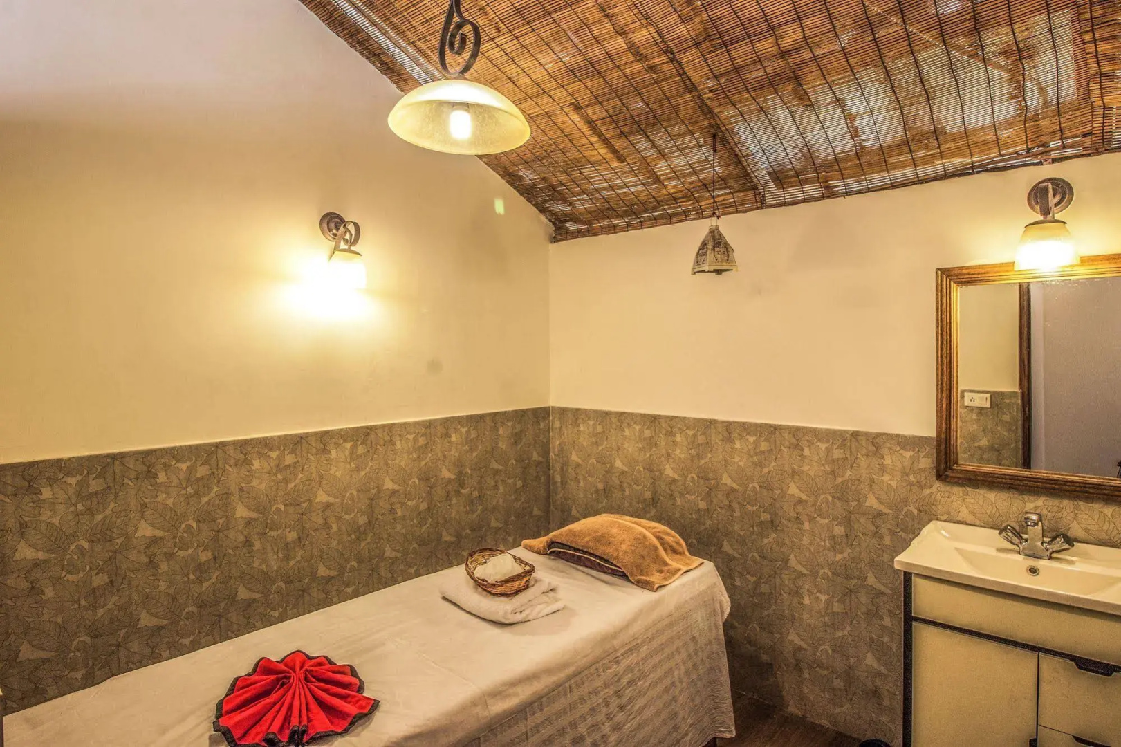 Larisa Resort, Manali