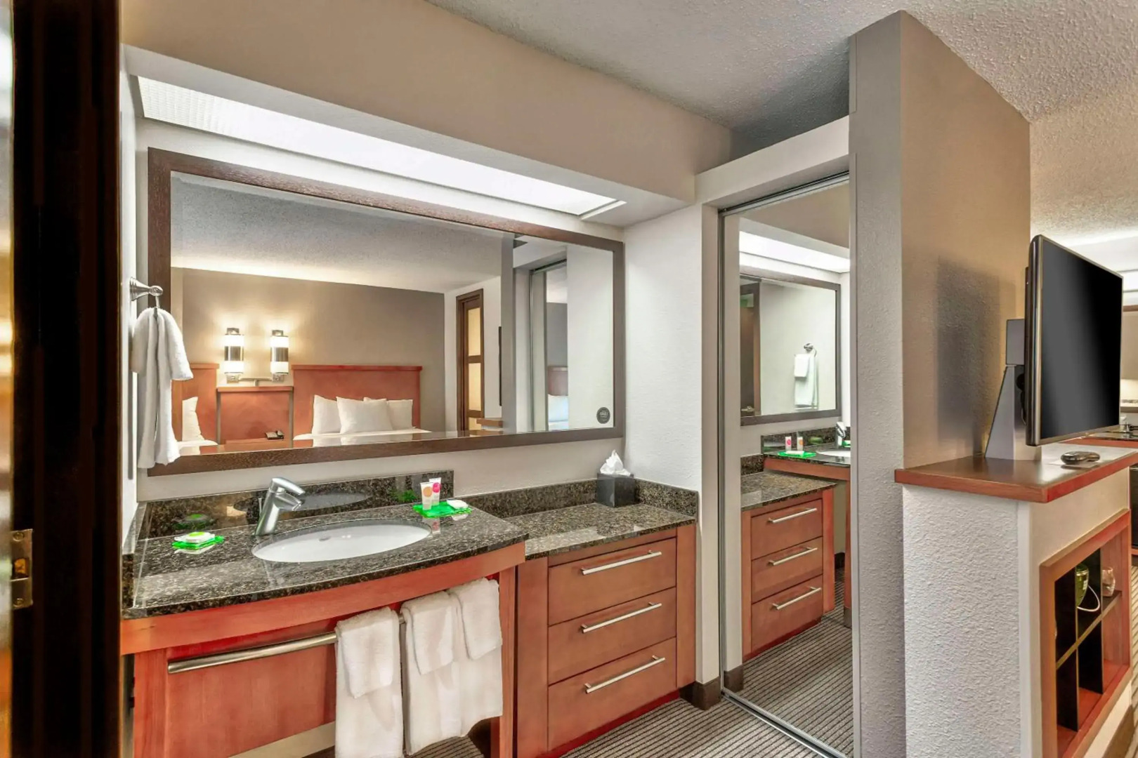 Hyatt Place Kansas City/Overland Park/Convention Center