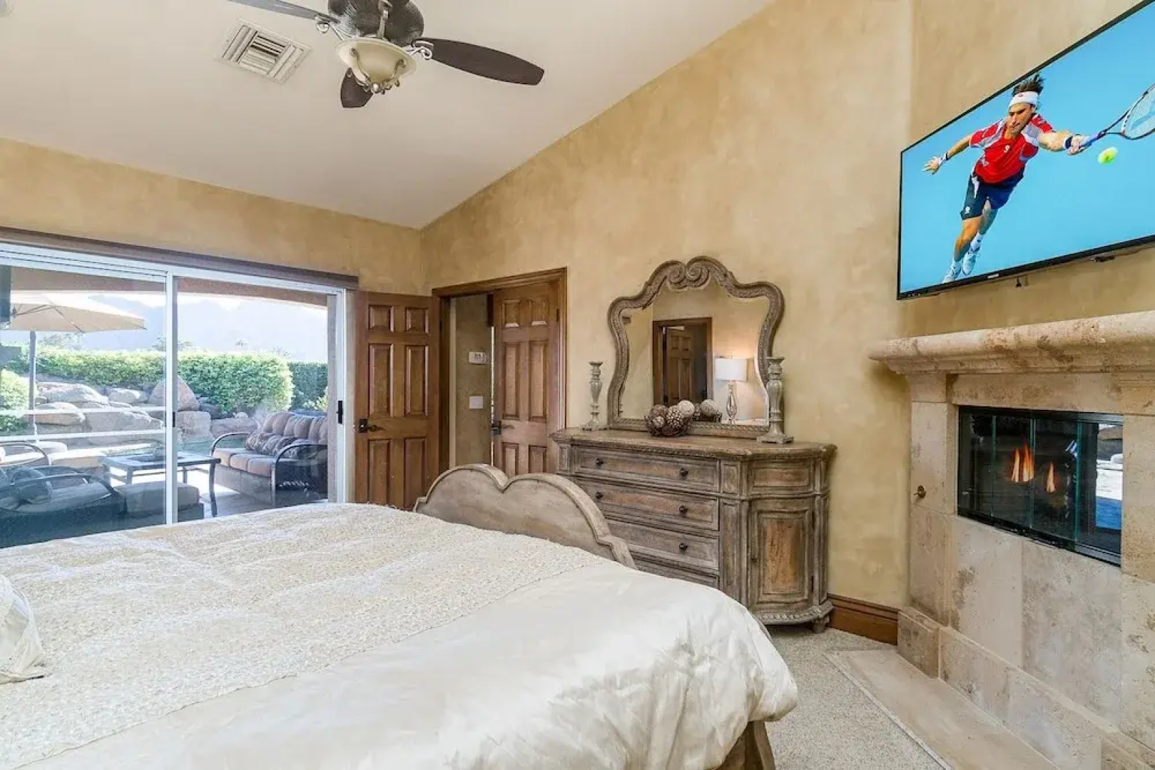 Indian Wells 3br/ 2ba Pool,jacuzzi/ Bbq 3 Bedroom Home