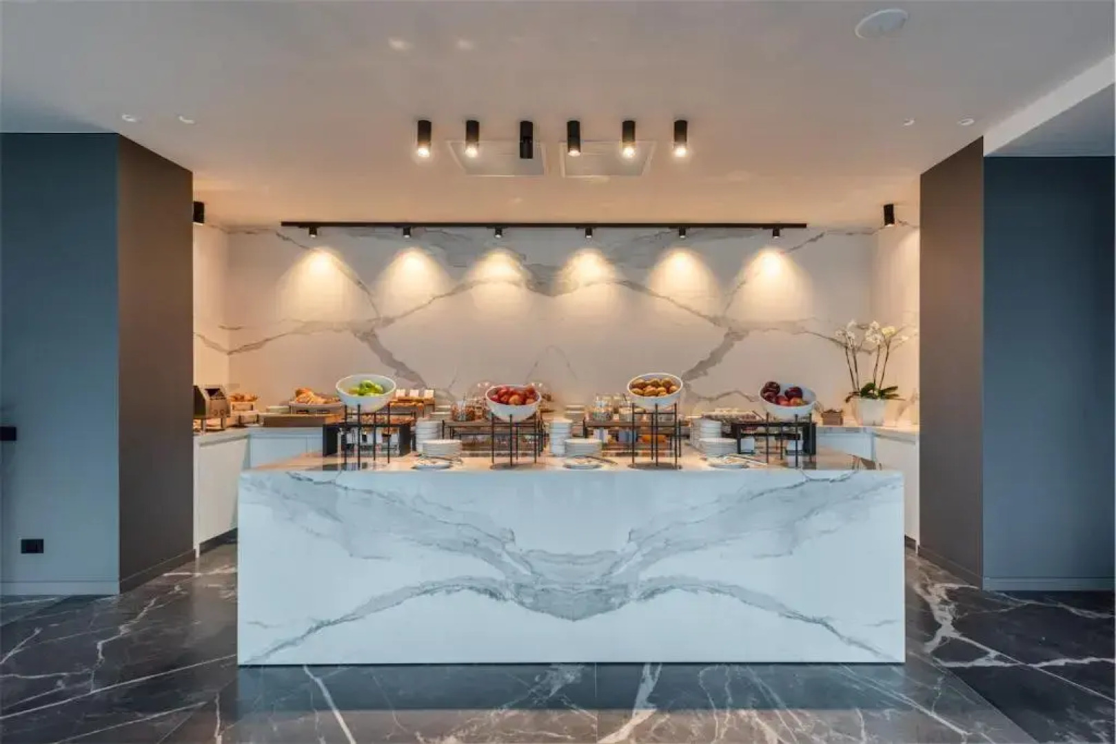 EALA My Lakeside Dream – Adults Only