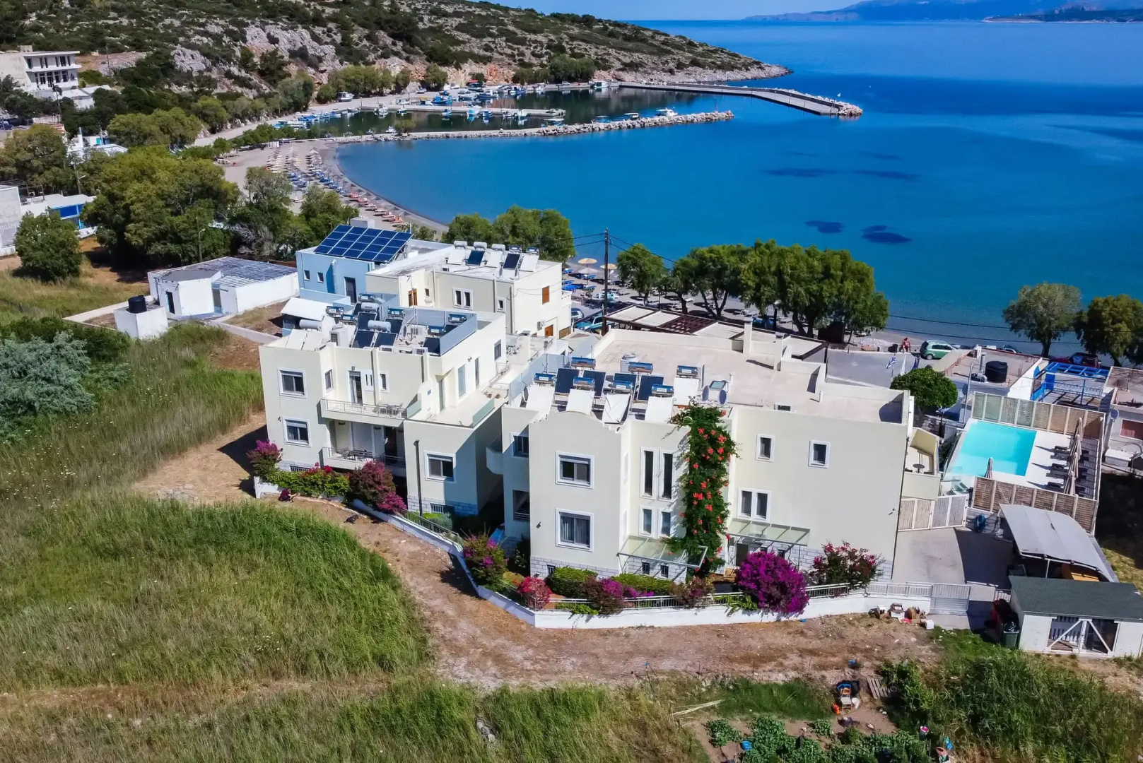 Almiriki Hotel