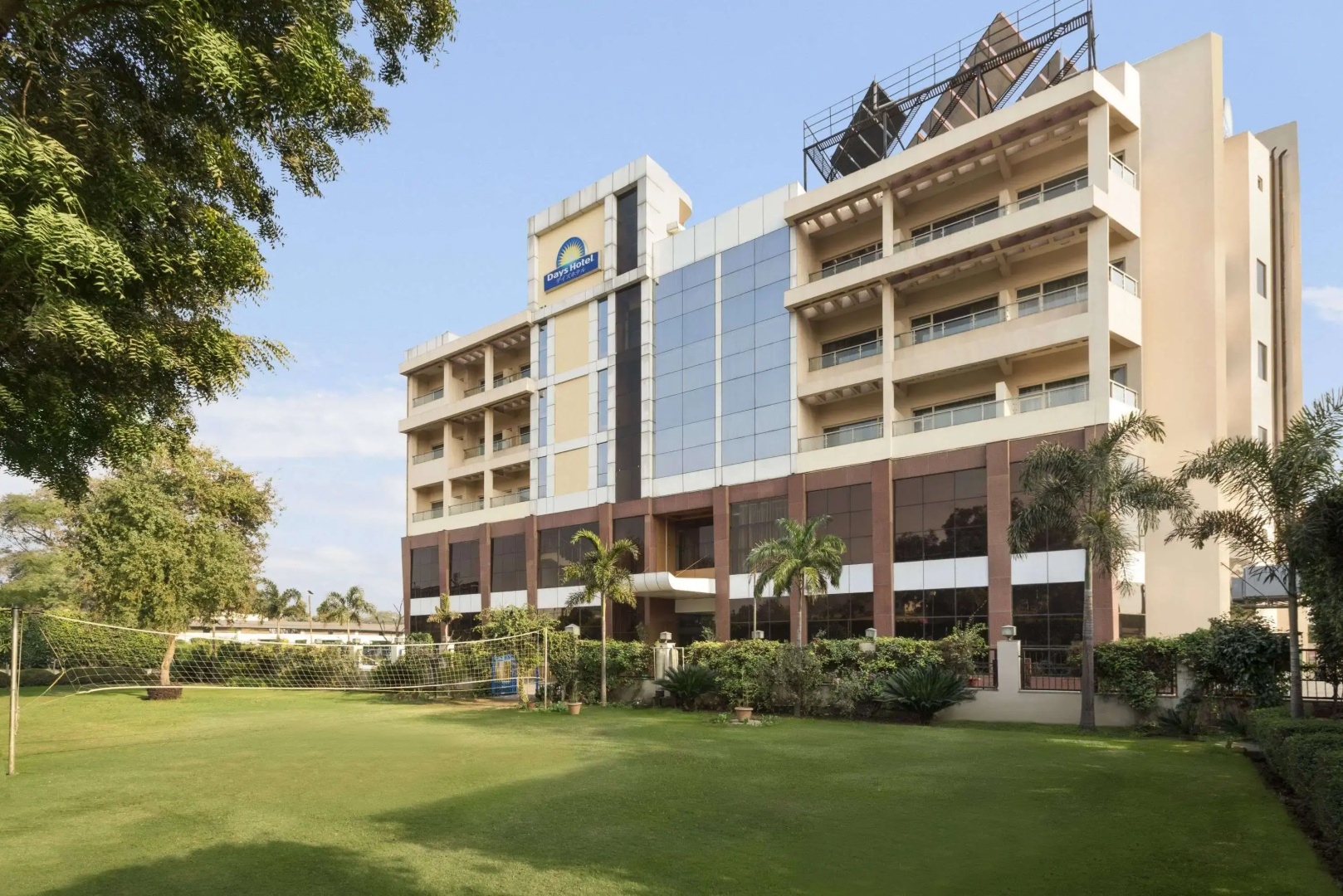 Days Hotel by Wyndham Neemrana Jaipur Highway