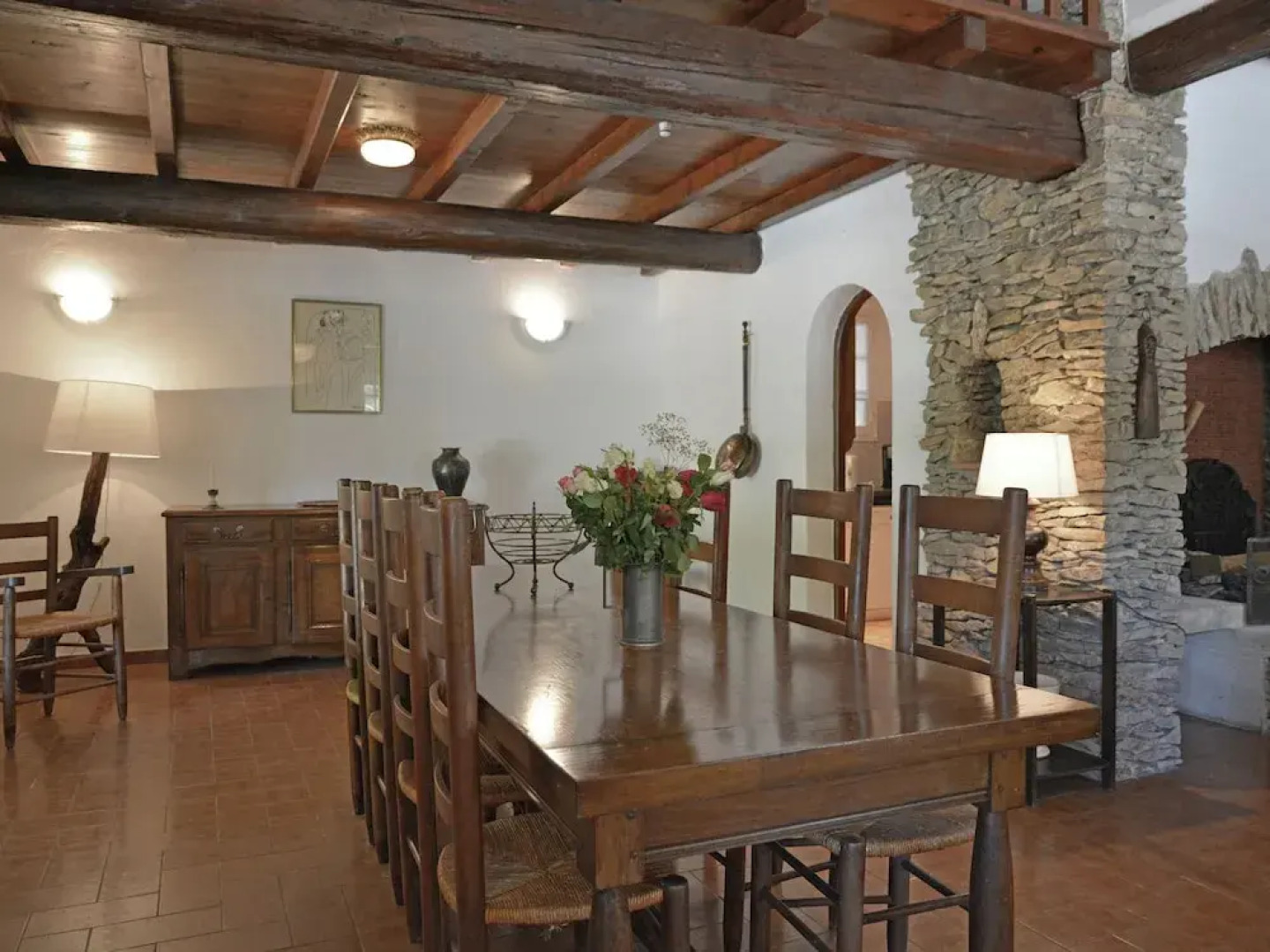 Lush Villa in Beaucaire With Swimming Pool