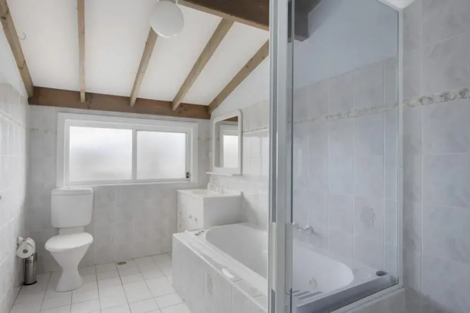 Bannister Point Peninsula Apartment Duplex