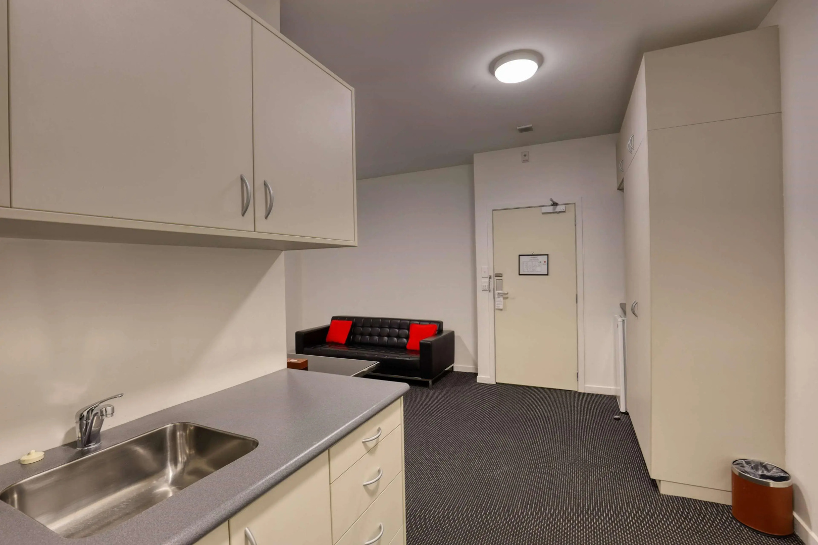 Ramada by Wyndham Hamilton City Center