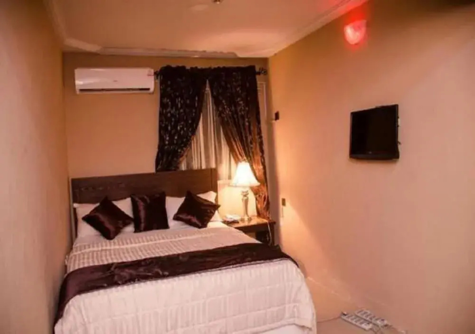 Integrity Hotels & Suites